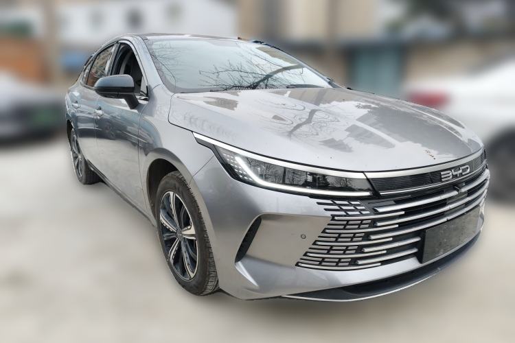 Used BYD Destroyer 05 2022 DM-i 120KM Prestige Model Front Right 45 Deg