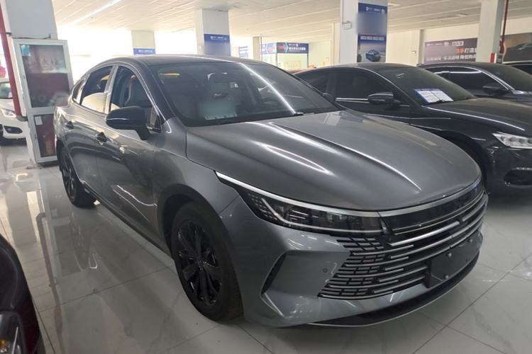 Used BYD Destroyer 05 2022 DM-i 55KM Luxury Model Front Right 45 Deg
