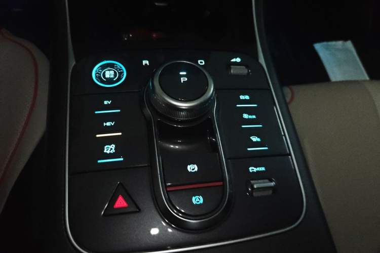 Used BYD Destroyer 05 2022 DM-i 55KM Prestige Model Gear Lever