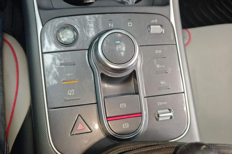 Used BYD Destroyer 05 2022 DM-i 55KM Luxury Model Gear Lever