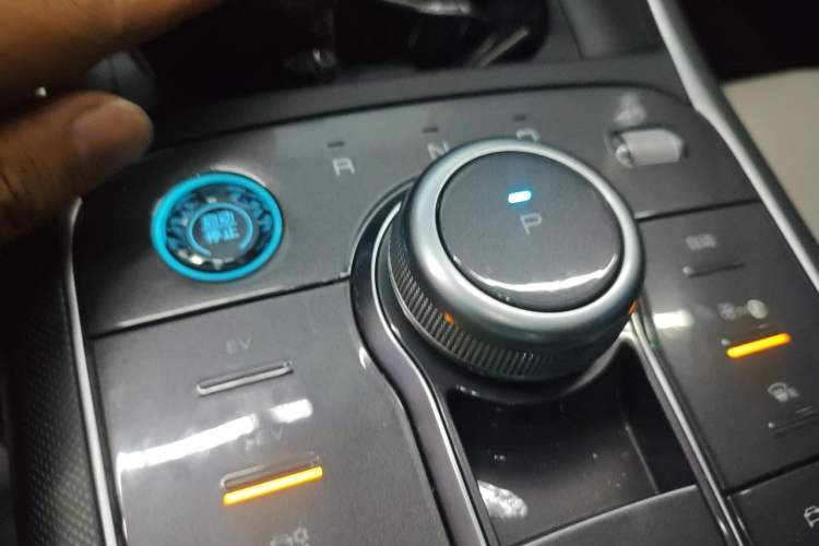 Used BYD Destroyer 05 2022 DM-i 55KM Luxury Model Gear Lever