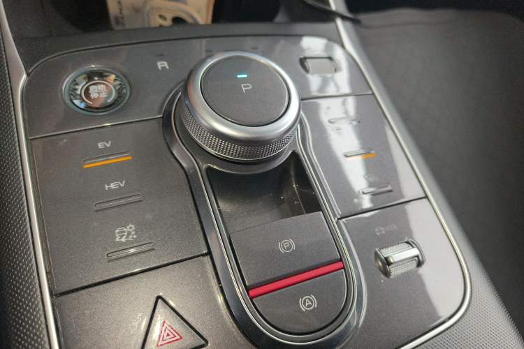 Used BYD Destroyer 05 2022 DM-i 55KM Comfort Model Gear Lever