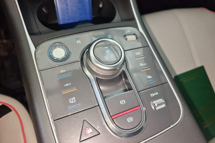 Used BYD Destroyer 05 2022 DM-i 120KM Flagship Model Gear Lever