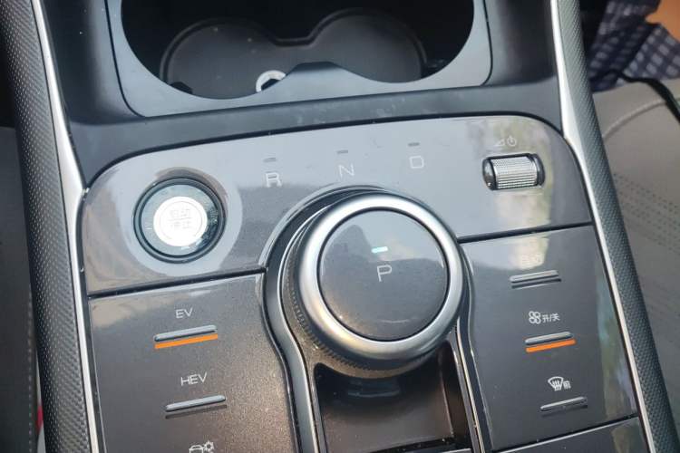 Used BYD Destroyer 05 2022 DM-i 120KM Prestige Model Gear Lever