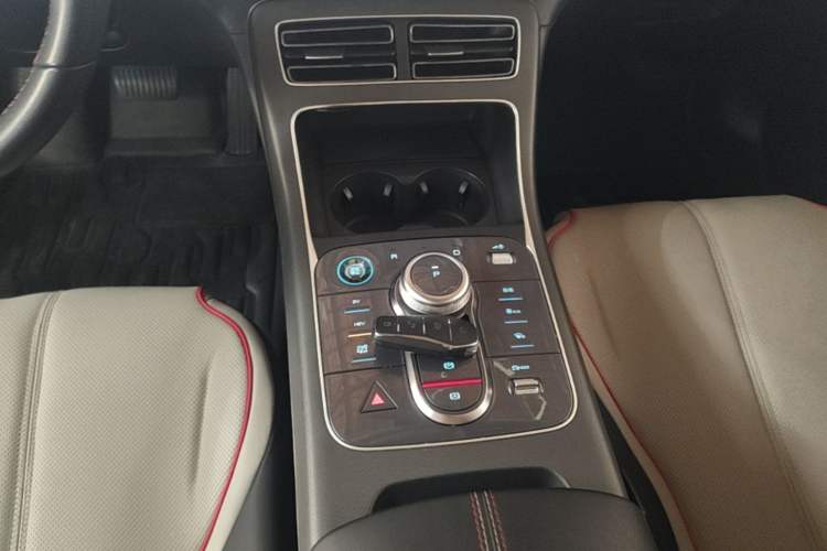 Used BYD Destroyer 05 2022 DM-i 120KM Prestige Model Gear Lever