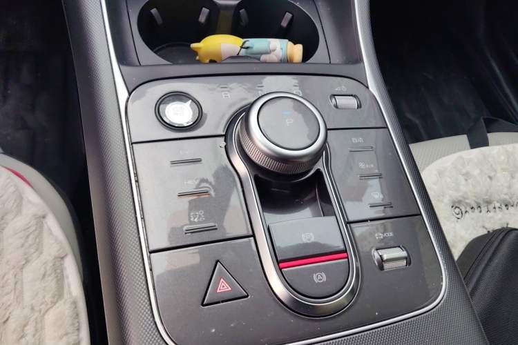 Used BYD Destroyer 05 2022 DM-i 120KM Prestige Model Gear Lever