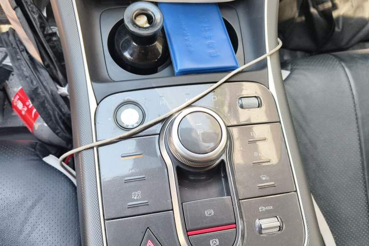 Used BYD Destroyer 05 2022 DM-i 55KM Luxury Model Gear Lever