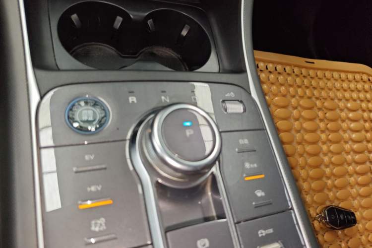 Used BYD Destroyer 05 2022 DM-i 120KM Flagship Model Gear Lever