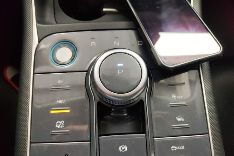 Used BYD Destroyer 05 2022 DM-i 120KM Prestige Model Gear Lever