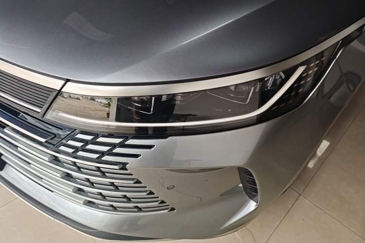 Used BYD Destroyer 05 2022 DM-i 55KM Luxury Model Left Front Headlight