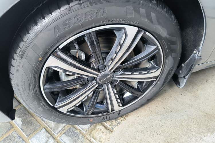 Used BYD Destroyer 05 2022 DM-i 55KM Prestige Model Left Front Wheel Hub