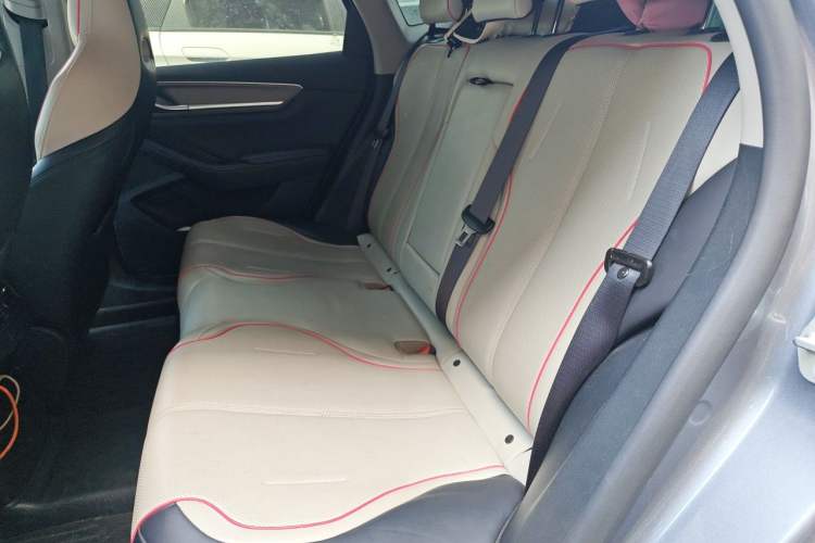 Used BYD Destroyer 05 2022 DM-i 120KM Prestige Model Left Rear Seat