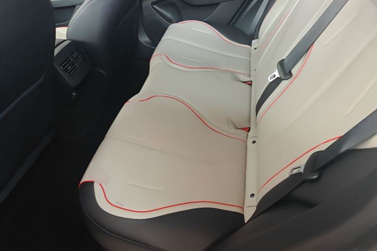 Used BYD Destroyer 05 2022 DM-i 55KM Prestige Model Left Rear Seat