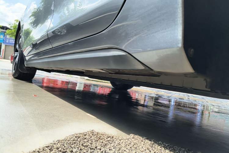 Used BYD Destroyer 05 2022 DM-i 55KM Prestige Model Left Side Sill