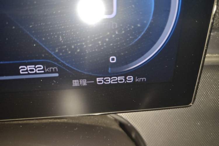 Used BYD Destroyer 05 2022 DM-i 55KM Prestige Model Odometer Close Up