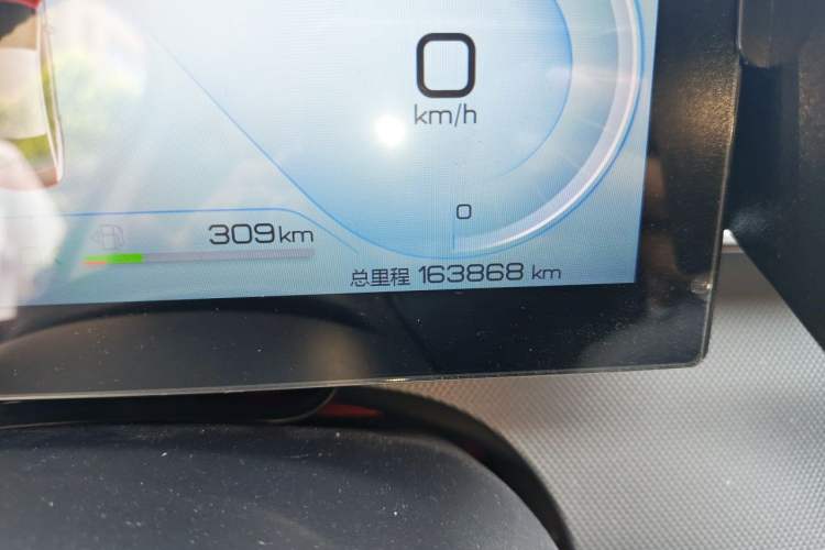 Used BYD Destroyer 05 2022 DM-i 120KM Prestige Model Odometer Close Up