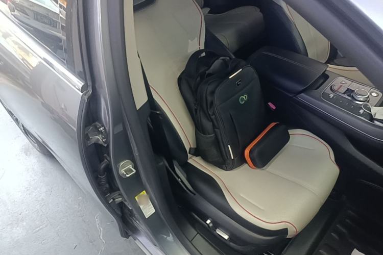 Used BYD Destroyer 05 2022 DM-i 55KM Prestige Model Right Front Seat