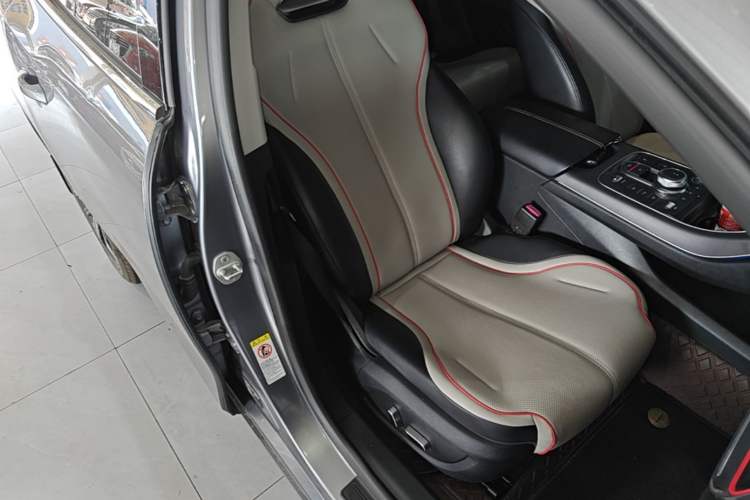 Used BYD Destroyer 05 2022 DM-i 120KM Flagship Model Right Front Seat