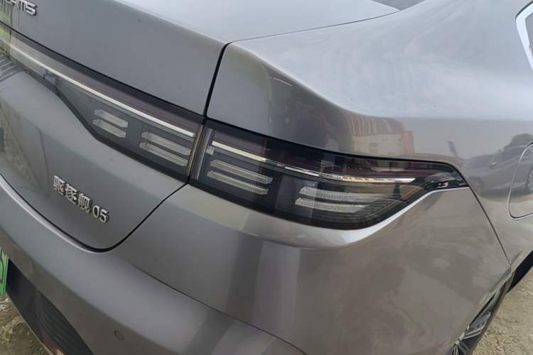 Used BYD Destroyer 05 2022 DM-i 55KM Luxury Model Right Rear Taillight