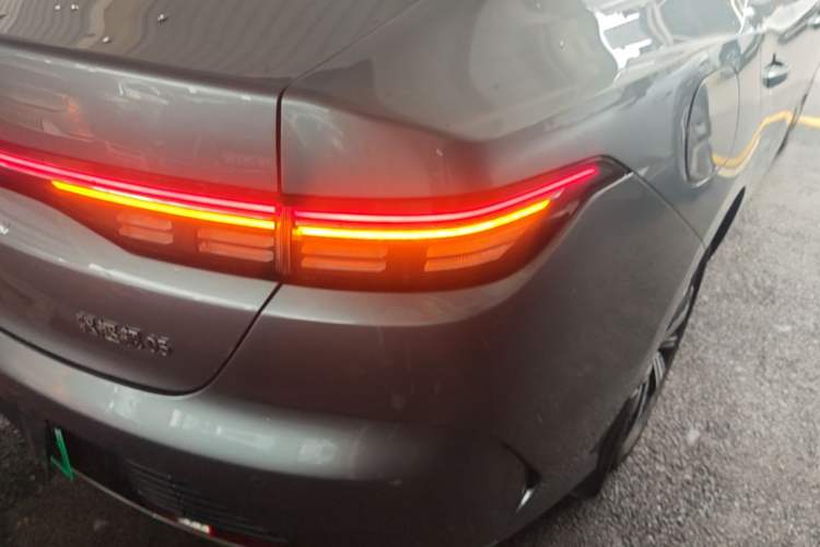 Used BYD Destroyer 05 2022 DM-i 120KM Prestige Model Right Rear Taillight