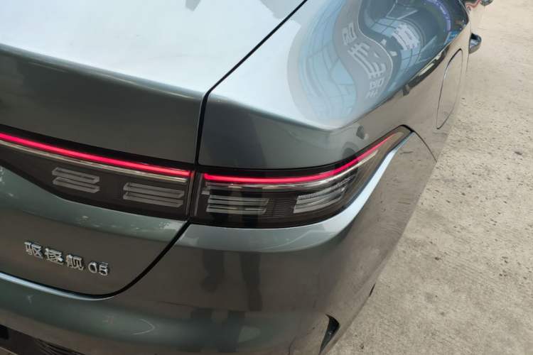 Used BYD Destroyer 05 2022 DM-i 120KM Prestige Model Right Rear Taillight