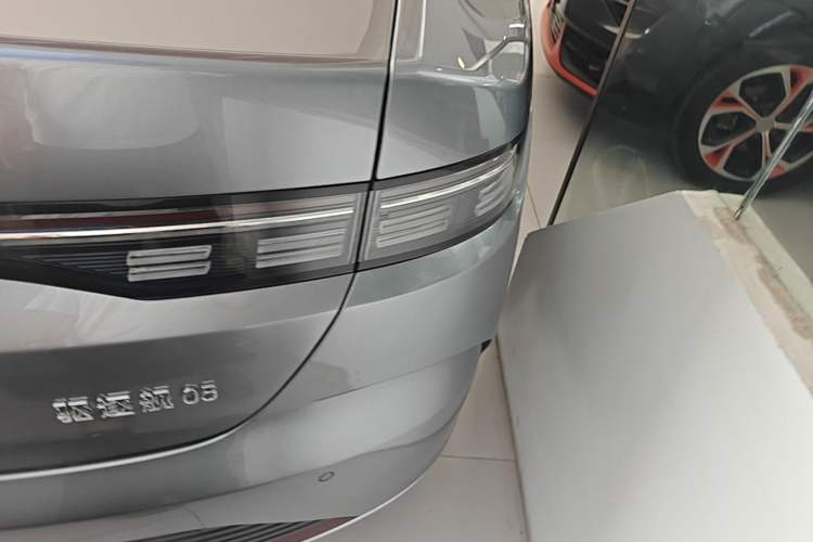 Used BYD Destroyer 05 2022 DM-i 55KM Prestige Model Right Rear Taillight