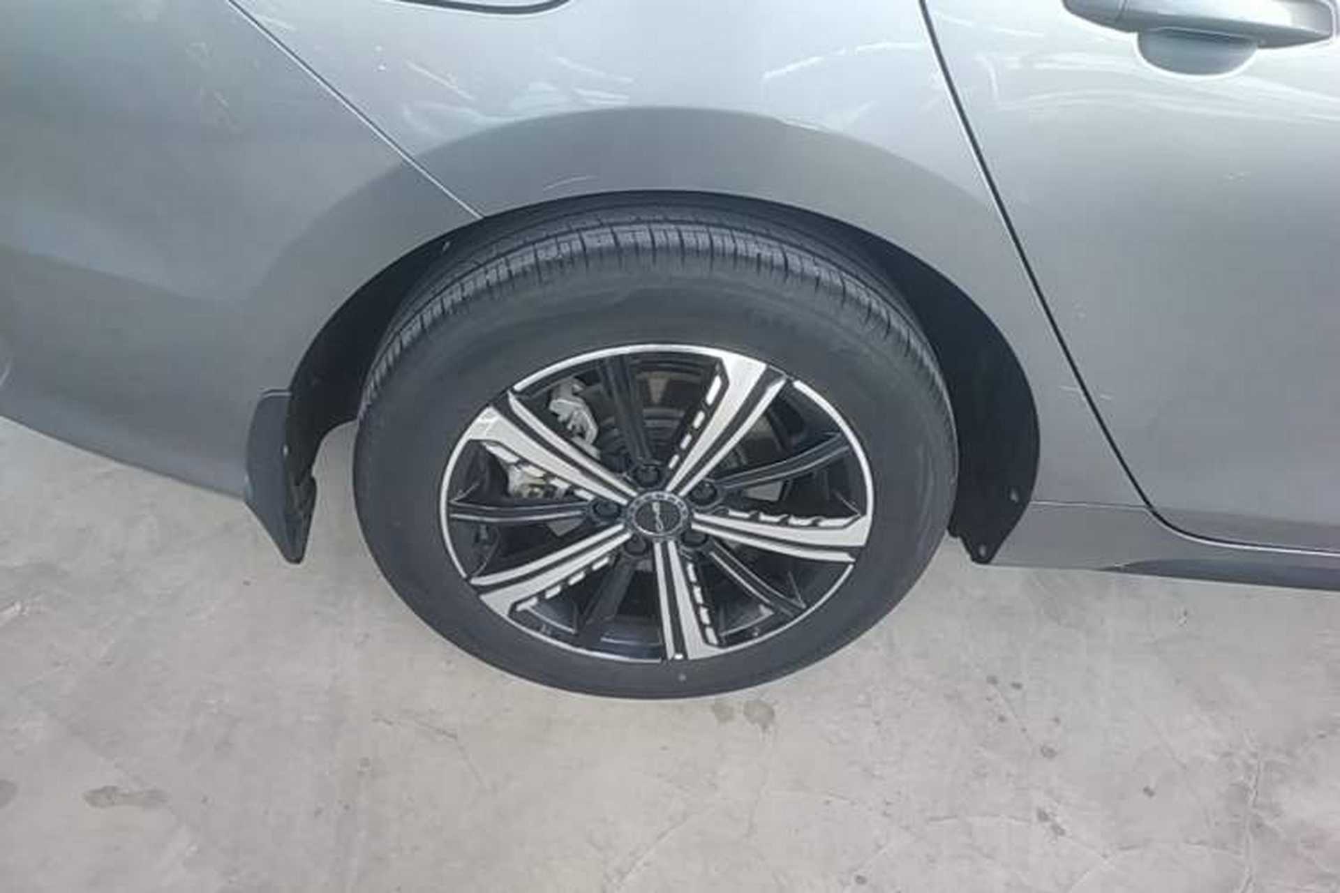 Used BYD Destroyer 05 2022 DM-i 55KM Luxury Model Right Rear Wheel Hub