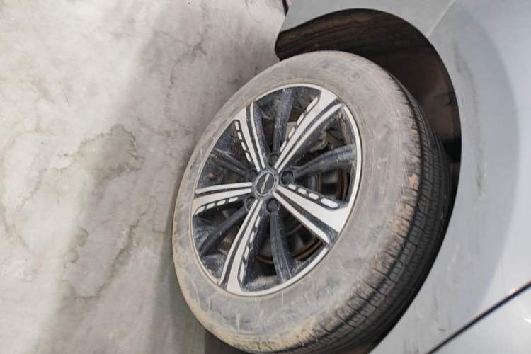 Used BYD Destroyer 05 2022 DM-i 55KM Prestige Model Right Rear Wheel Hub