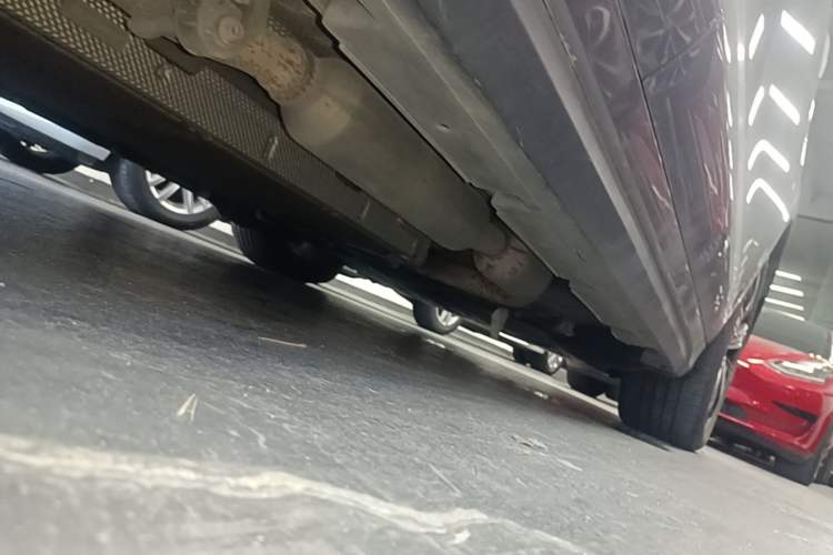 Used BYD Destroyer 05 2022 DM-i 55KM Prestige Model Right Side Sill