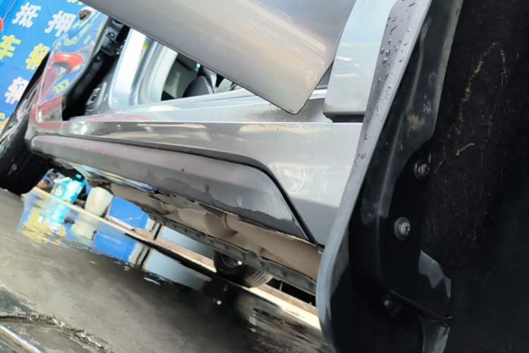Used BYD Destroyer 05 2022 DM-i 55KM Prestige Model Right Side Sill