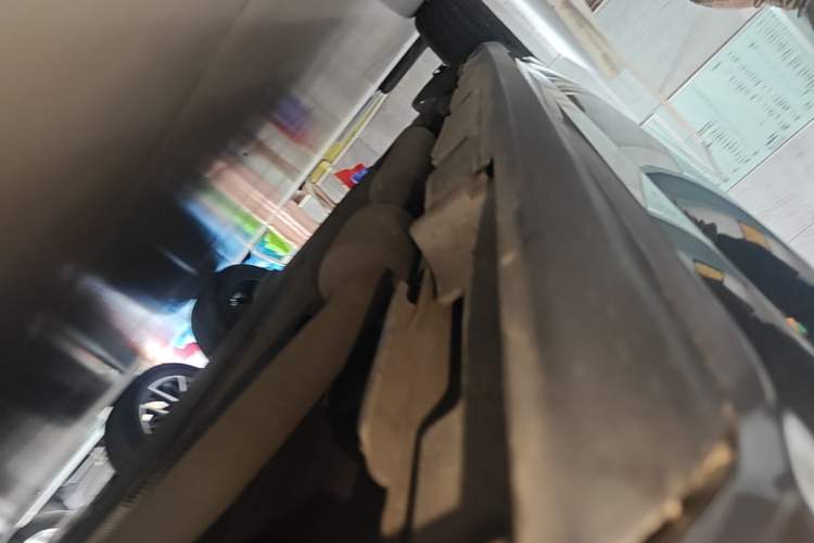 Used BYD Destroyer 05 2022 DM-i 55KM Prestige Model Right Side Sill