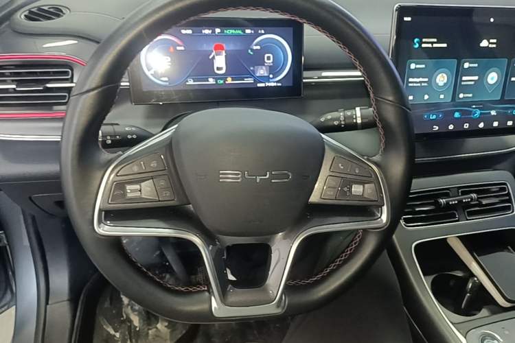 Used BYD Destroyer 05 2022 DM-i 55KM Prestige Model Steering Wheel