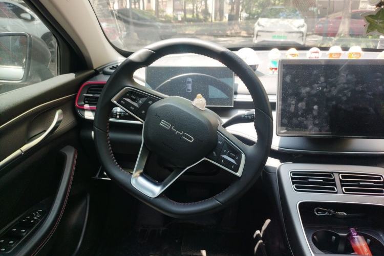 Used BYD Destroyer 05 2022 DM-i 55KM Luxury Model Steering Wheel