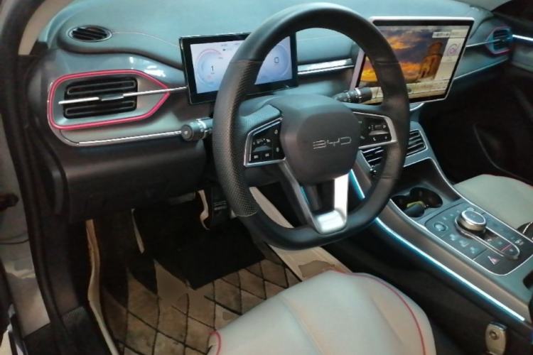 Used BYD Destroyer 05 2022 DM-i 55KM Luxury Model Steering Wheel