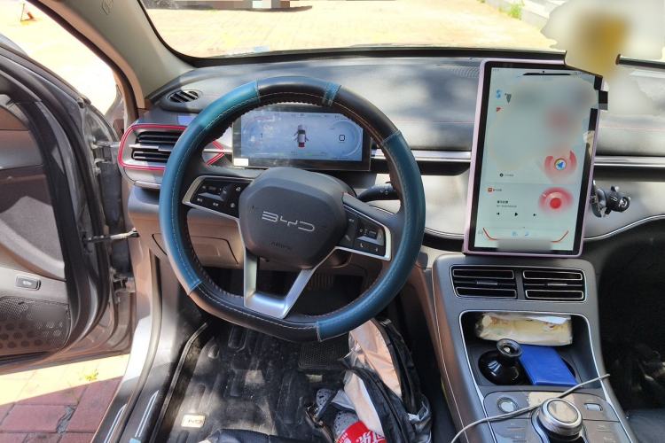 Used BYD Destroyer 05 2022 DM-i 55KM Luxury Model Steering Wheel