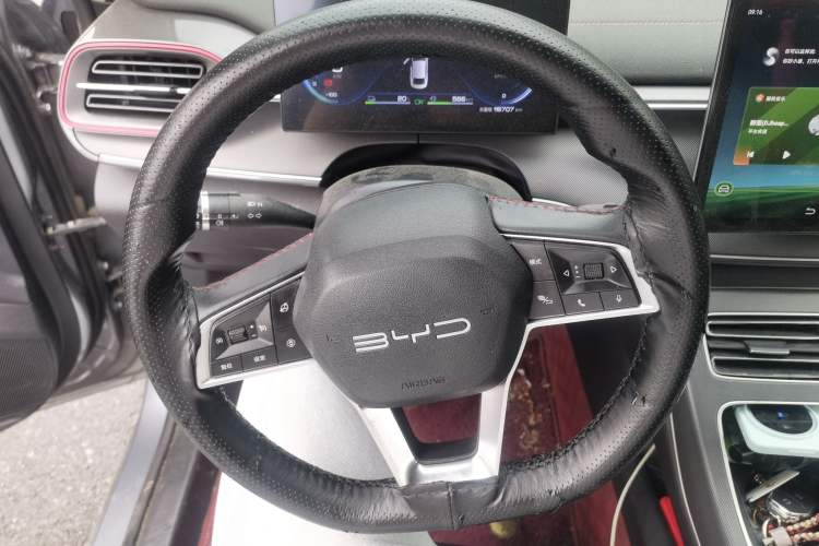 Used BYD Destroyer 05 2022 DM-i 55KM Luxury Model Steering Wheel