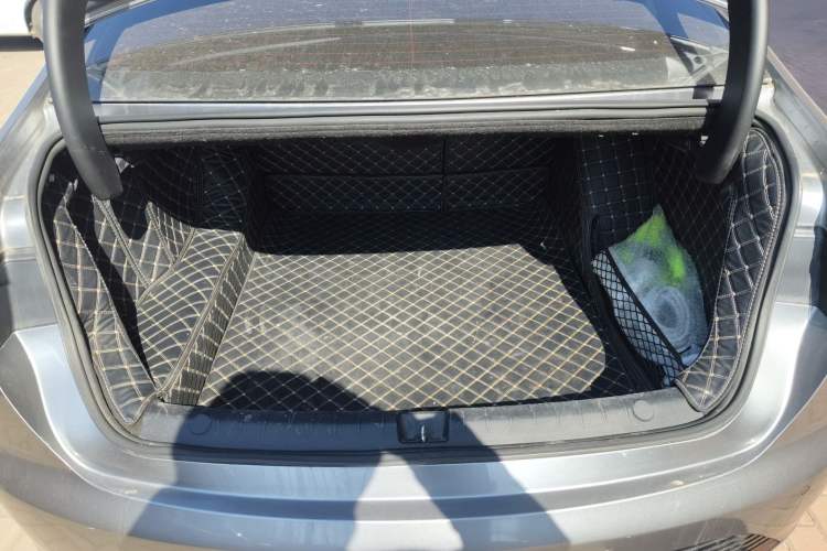 Used BYD Destroyer 05 2022 DM-i 120KM Prestige Model Trunk
