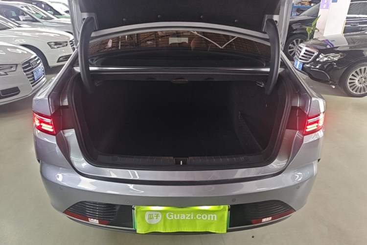 Used BYD Destroyer 05 2022 DM-i 120KM Prestige Model Trunk