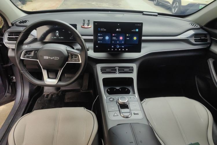 Used BYD Destroyer 05 2022 DM-i 120KM Prestige Model Center Console