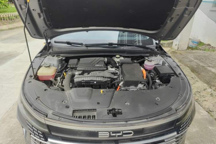 Used BYD Destroyer 05 2022 DM-i 120KM Prestige Model Engine Bay
