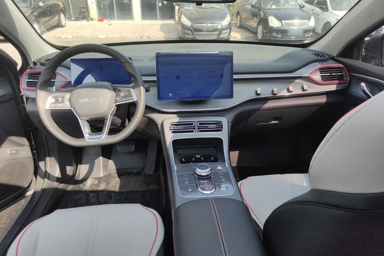 Used BYD Destroyer 05 2022 DM-i 55KM Luxury Model Center Console
