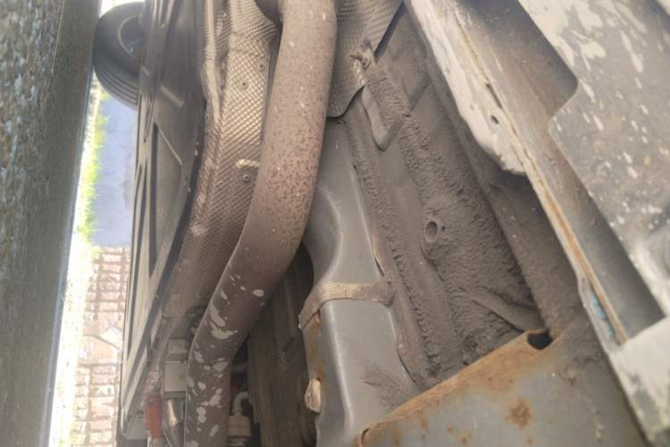 Used BYD Destroyer 05 2022 DM-i 120KM Prestige Model Chassis Front Right