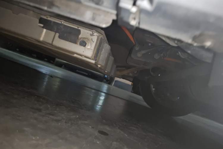 Used BYD Destroyer 05 2022 DM-i 120KM Flagship Model Chassis Rear Left