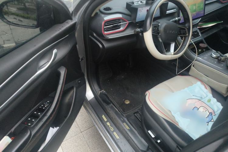 Used BYD Destroyer 05 2022 DM-i 120KM Prestige Model Driver Seat