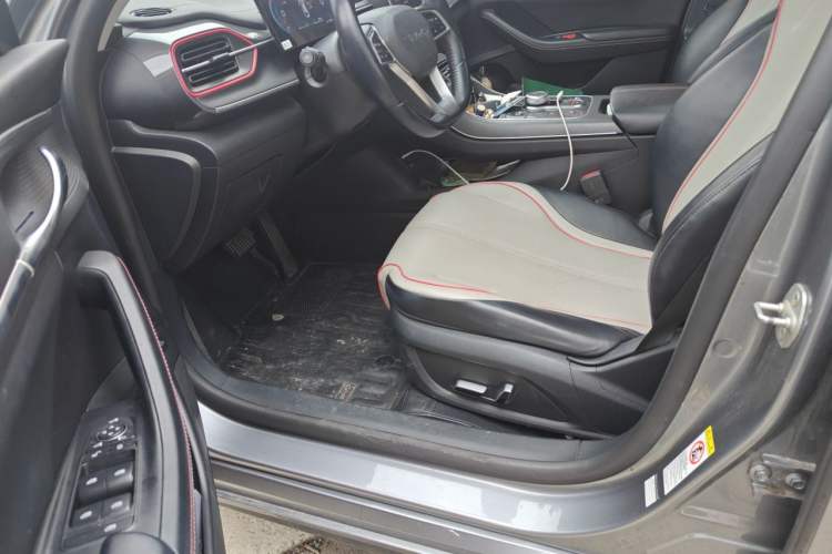 Used BYD Destroyer 05 2022 DM-i 55KM Luxury Model Driver Seat