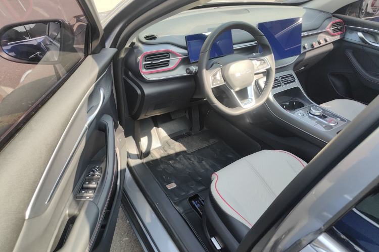 Used BYD Destroyer 05 2022 DM-i 55KM Luxury Model Driver Seat
