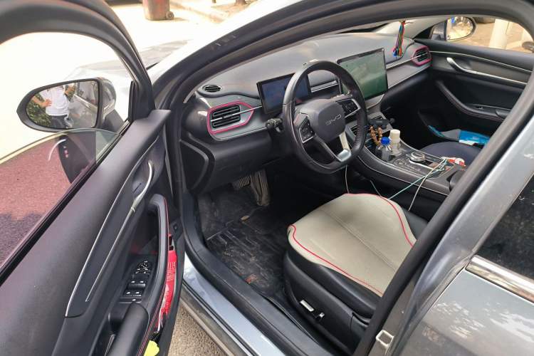 Used BYD Destroyer 05 2022 DM-i 120KM Prestige Model Driver Seat