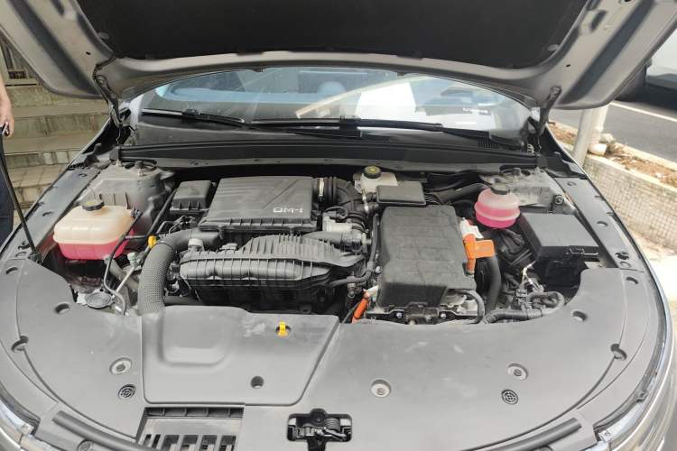 Used BYD Destroyer 05 2022 DM-i 55KM Prestige Model Engine Bay