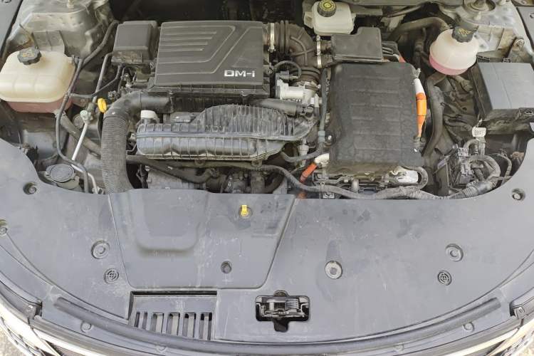 Used BYD Destroyer 05 2022 DM-i 120KM Prestige Model Engine Bay