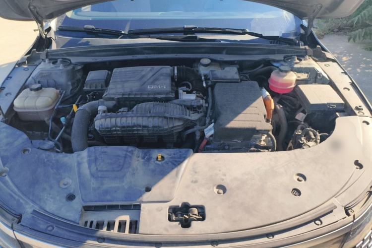 Used BYD Destroyer 05 2022 DM-i 120KM Flagship Model Engine Bay